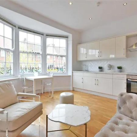 לונדון Luxury 3 Bed Apartment - Huge Outdoor Terrace & Amazing Transport Links מראה חיצוני תמונה